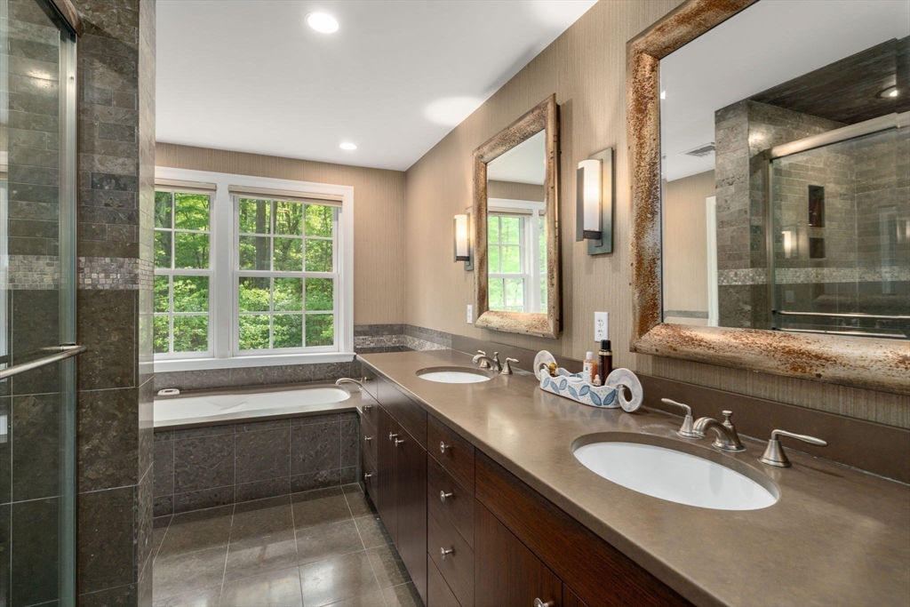 12 Pleasant St