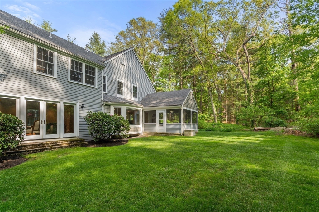 12 Pleasant St