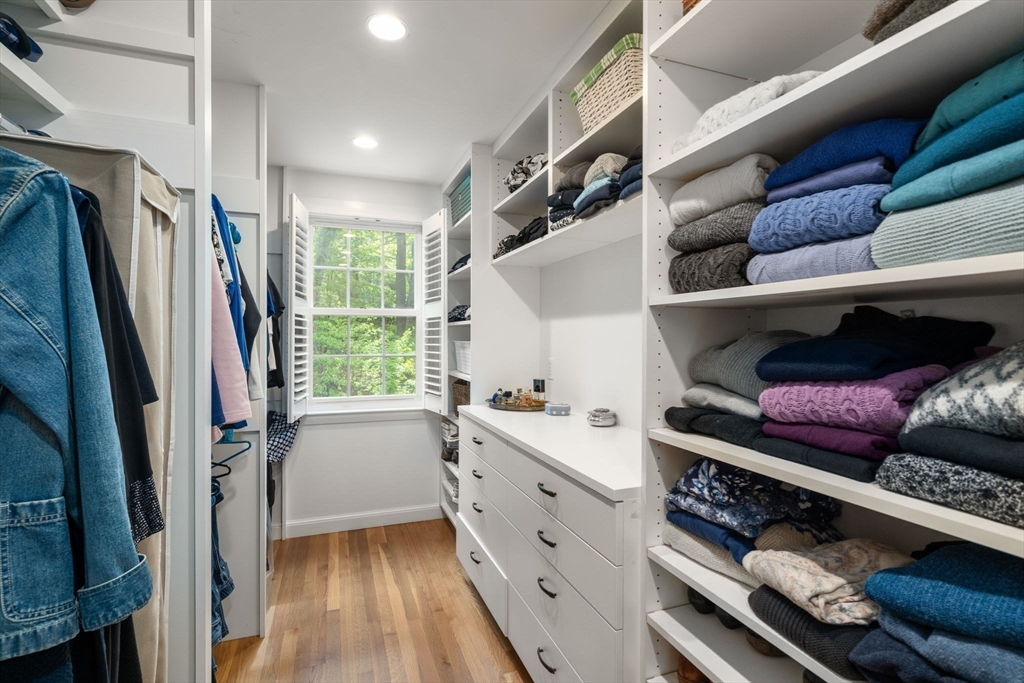 12 Pleasant St