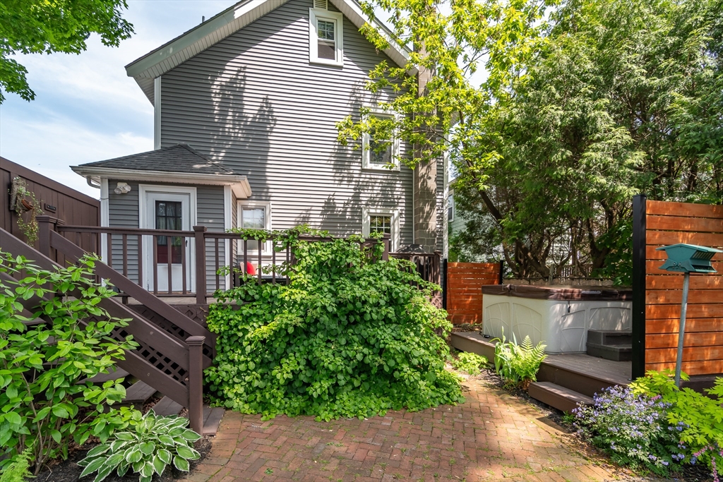 22 Walcott St