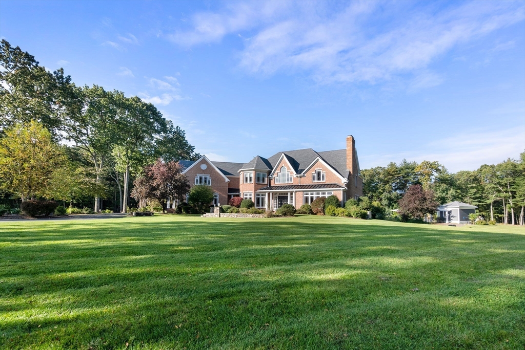 51 Pine St