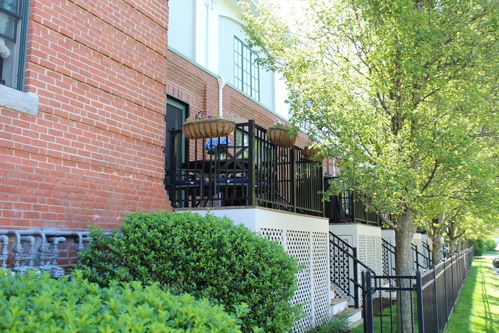 93 E Central St # 7