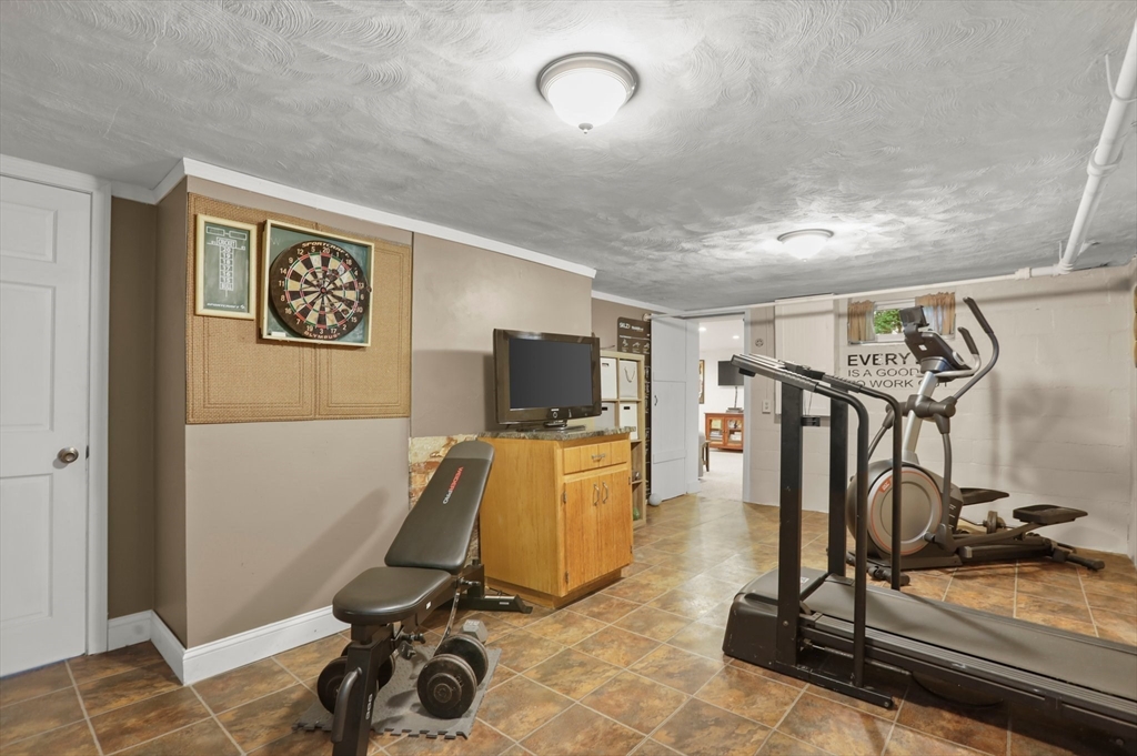 15 Frederick Dr