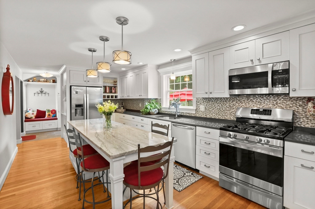 15 Frederick Dr