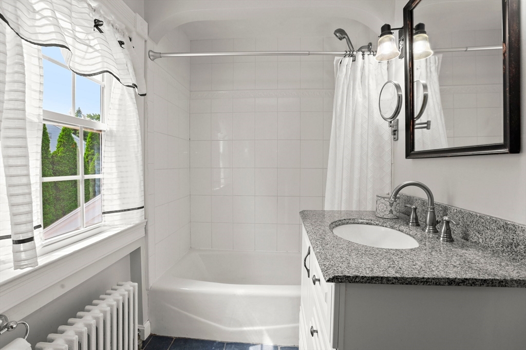 15 Frederick Dr
