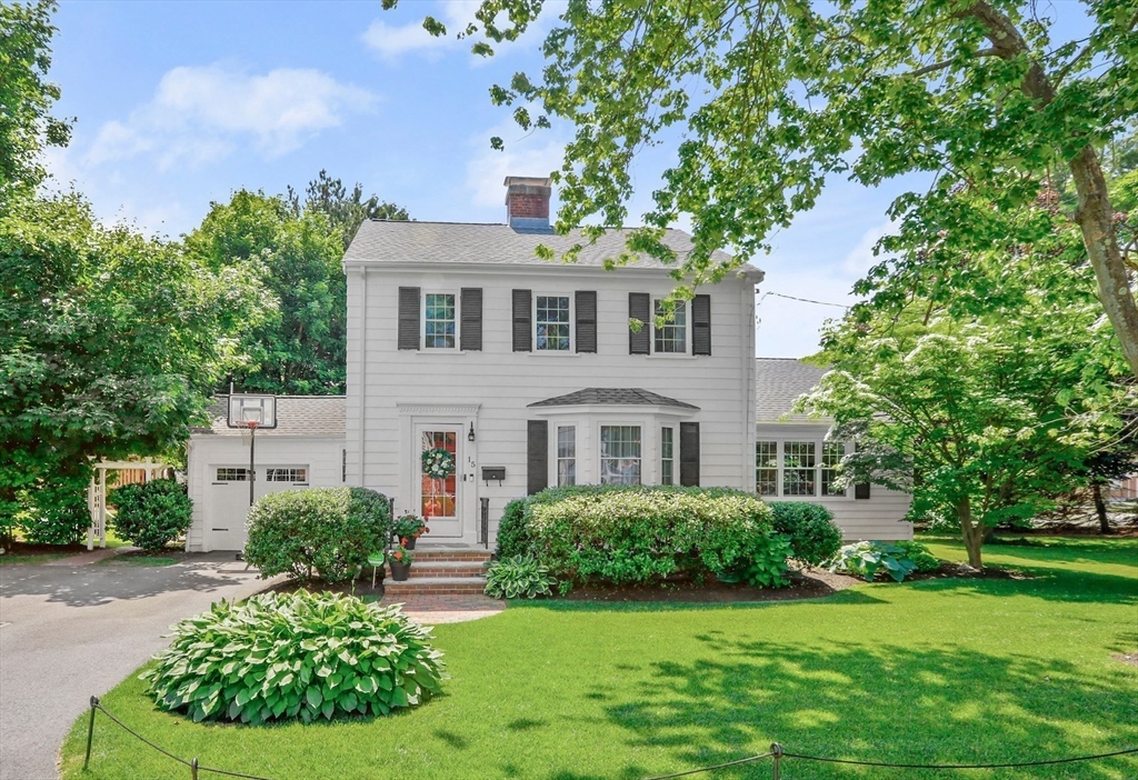 15 Frederick Dr