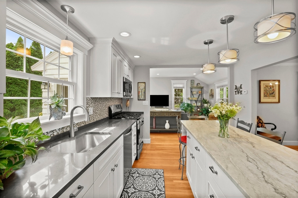 15 Frederick Dr