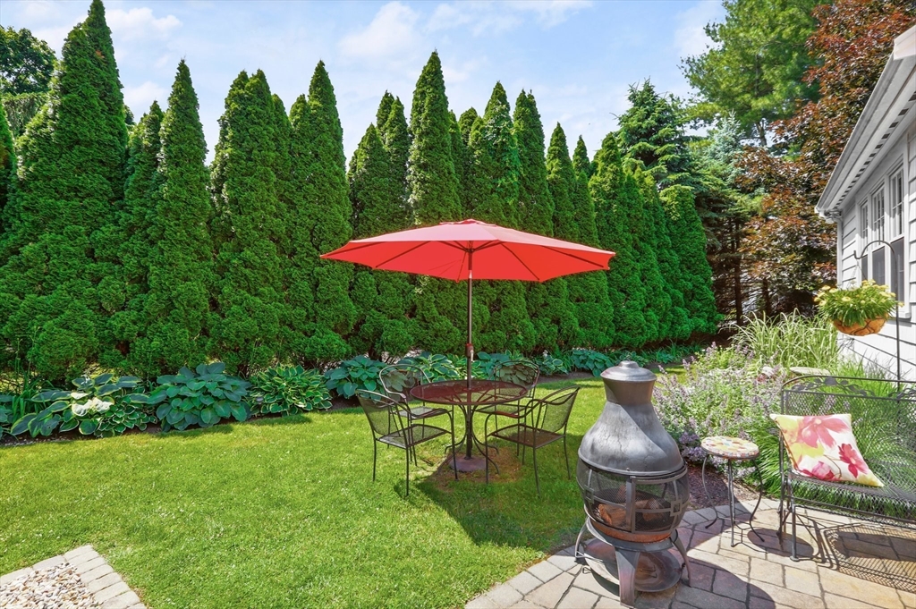 15 Frederick Dr
