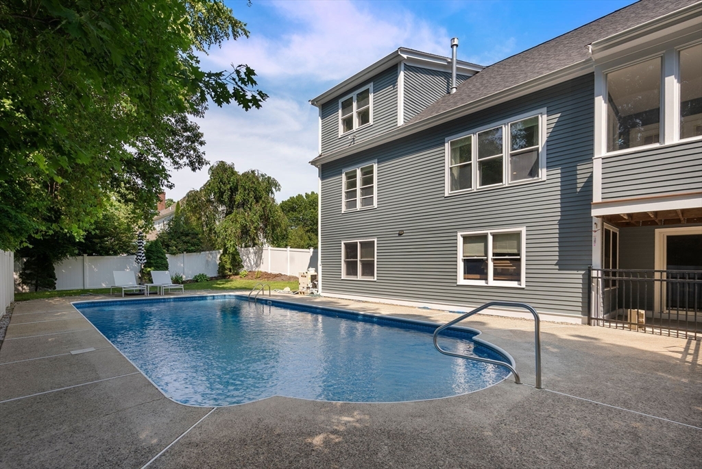 92 Croydon Rd