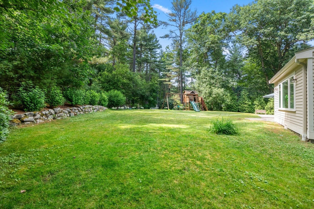 15 Saddle Ridge Rd