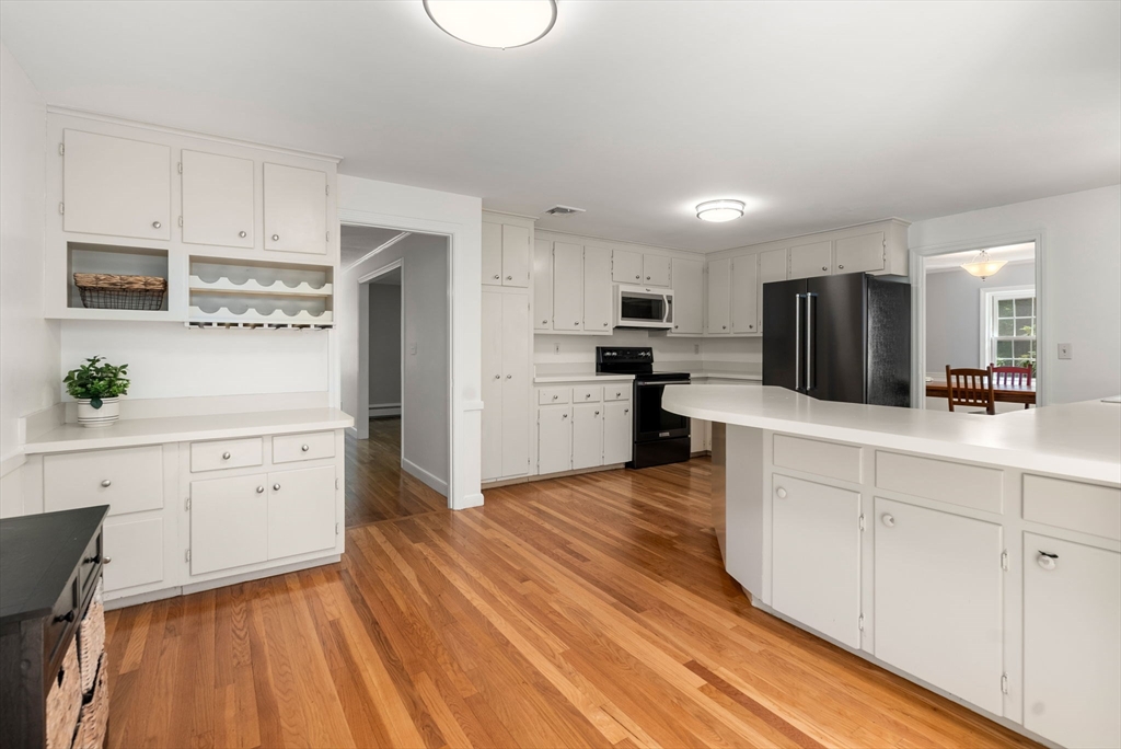 15 Saddle Ridge Rd