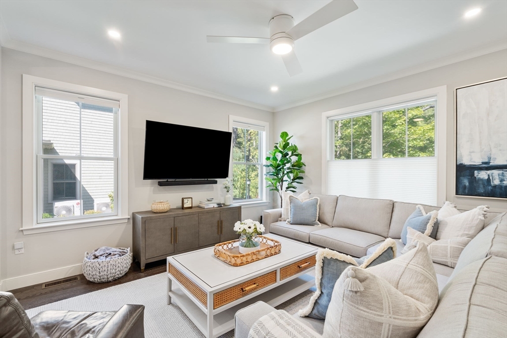 10 Fieldstone Way # 10