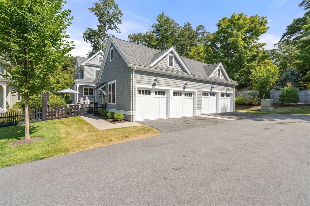 10 Fieldstone Way # 10
