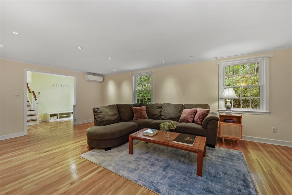 9 Tower Dr