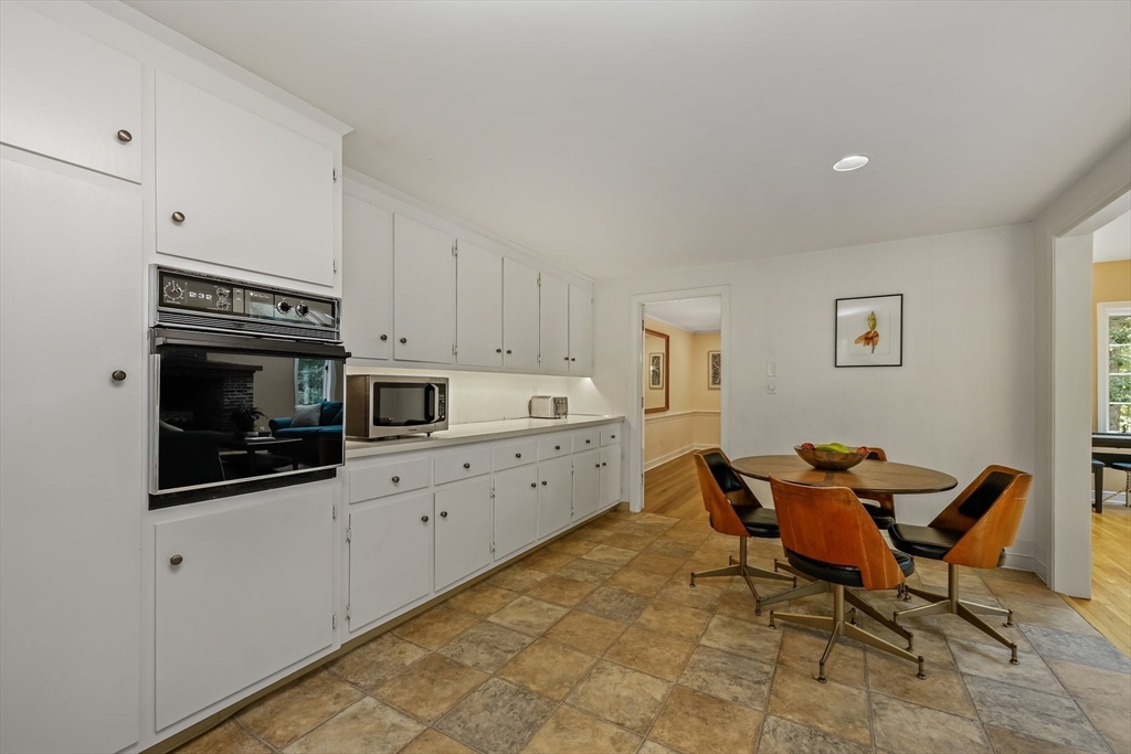 9 Tower Dr