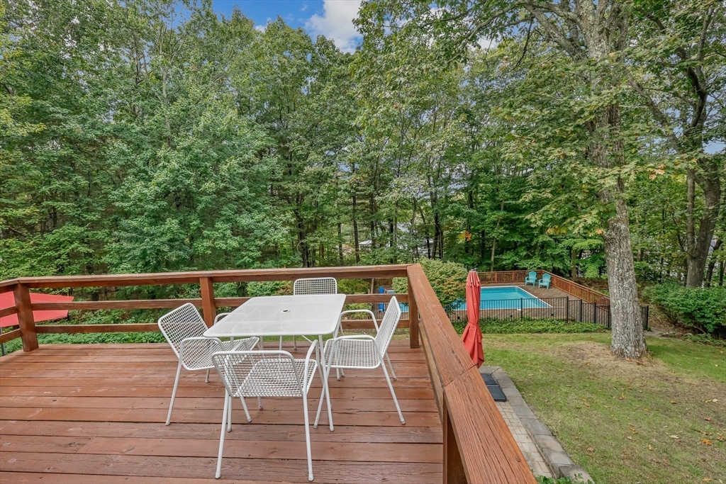 9 Tower Dr