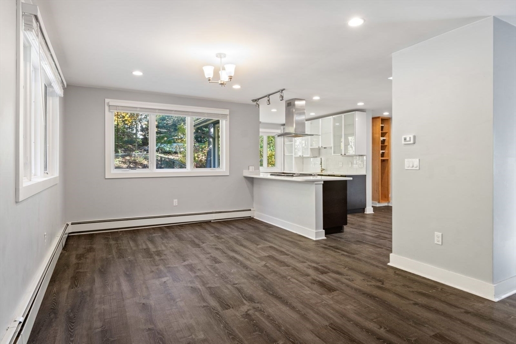 5 Greystone Rd