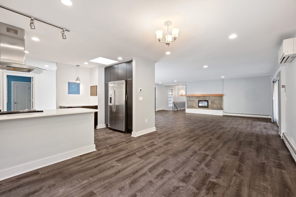 5 Greystone Rd