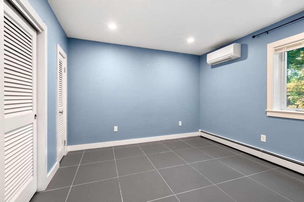 5 Greystone Rd