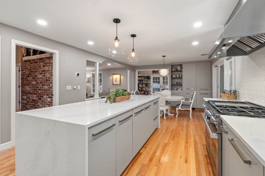 27 Cedar Hill Rd