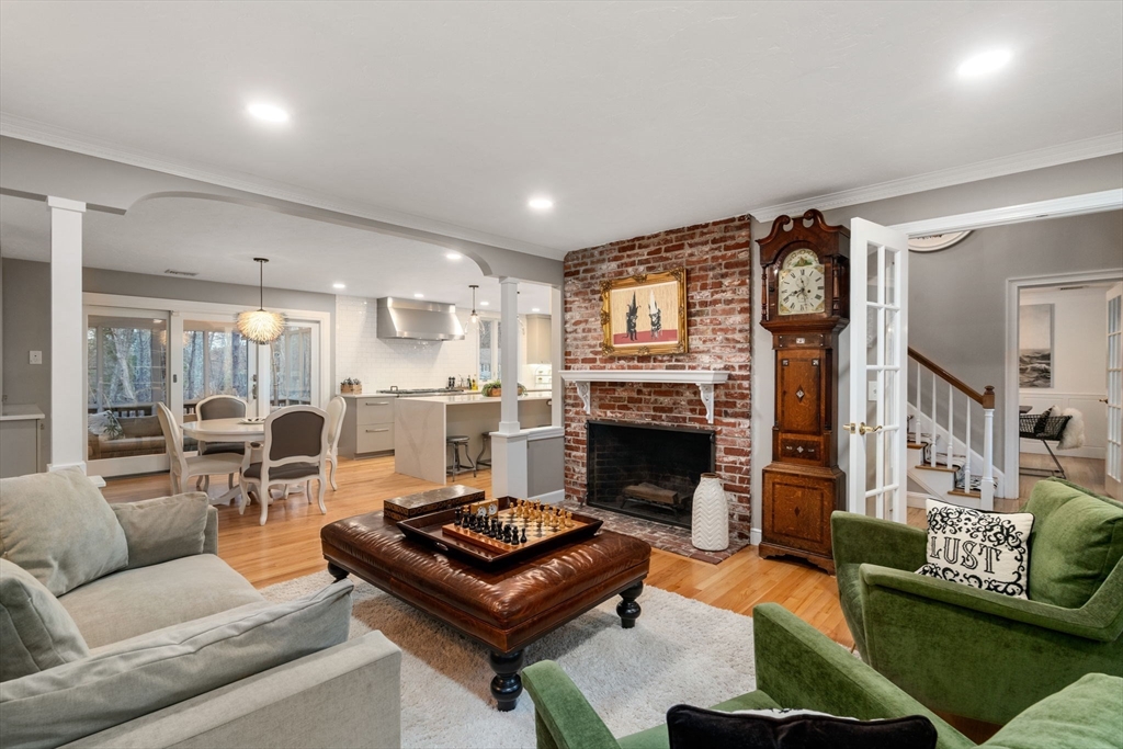 27 Cedar Hill Rd
