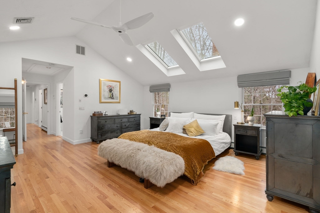 27 Cedar Hill Rd