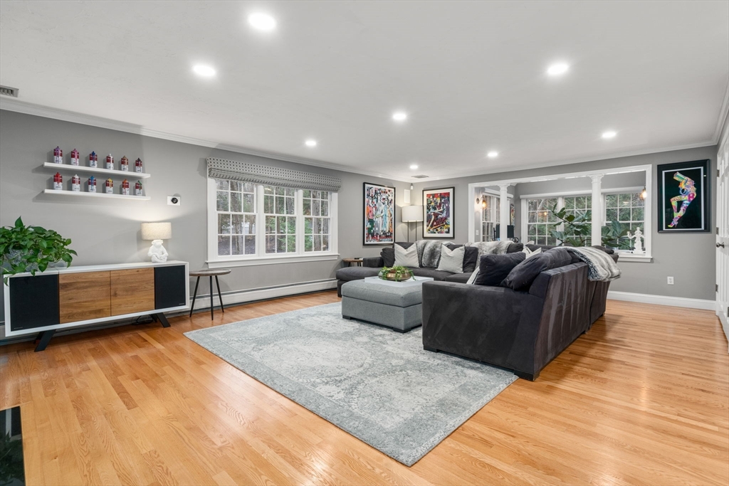27 Cedar Hill Rd