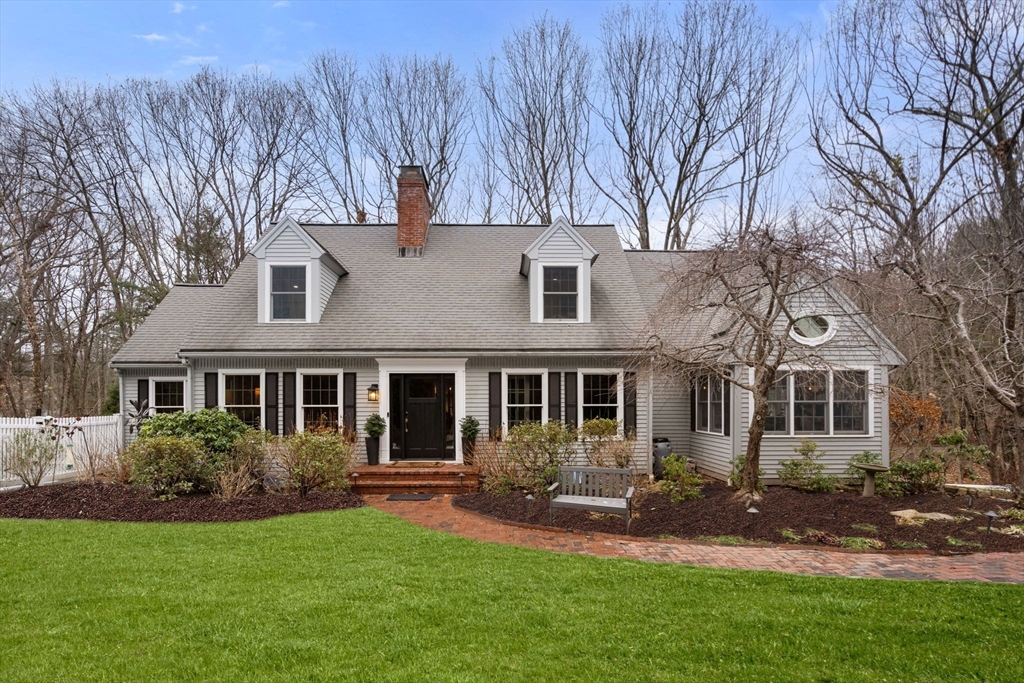 27 Cedar Hill Rd