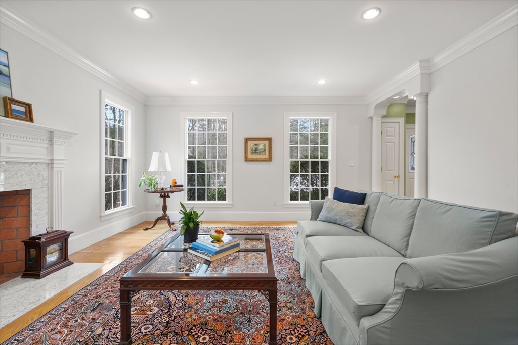 28 Francis St