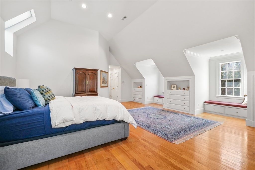 28 Francis St