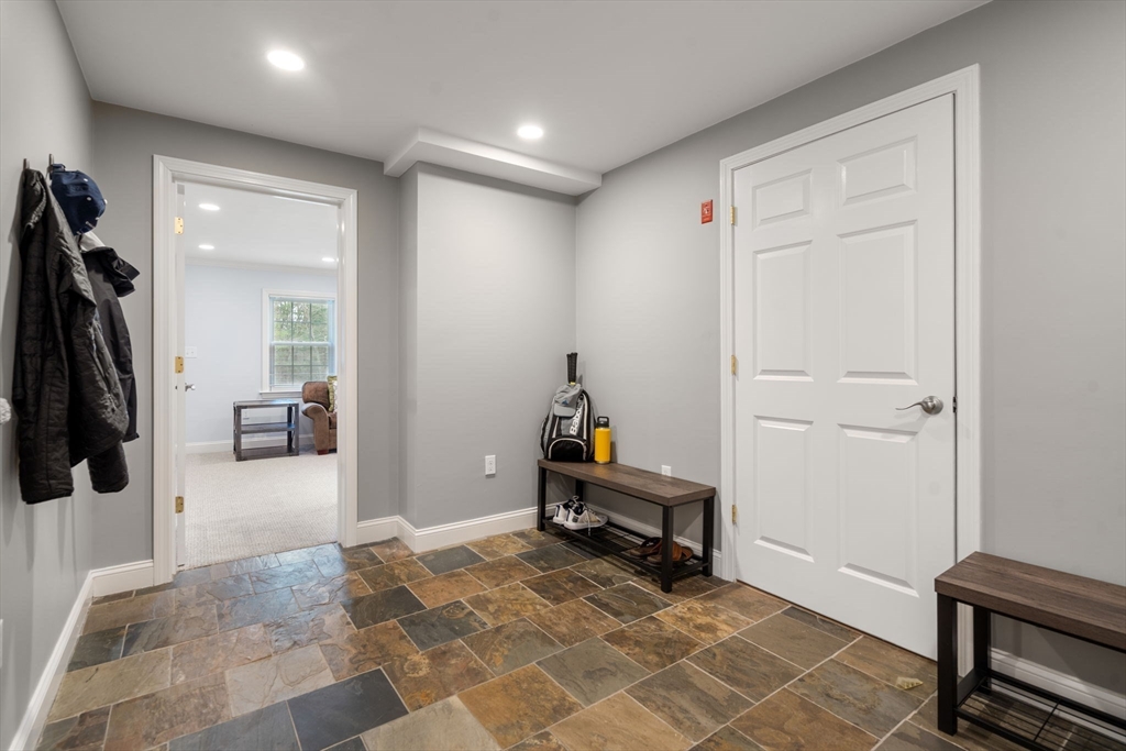 49 Woodland St