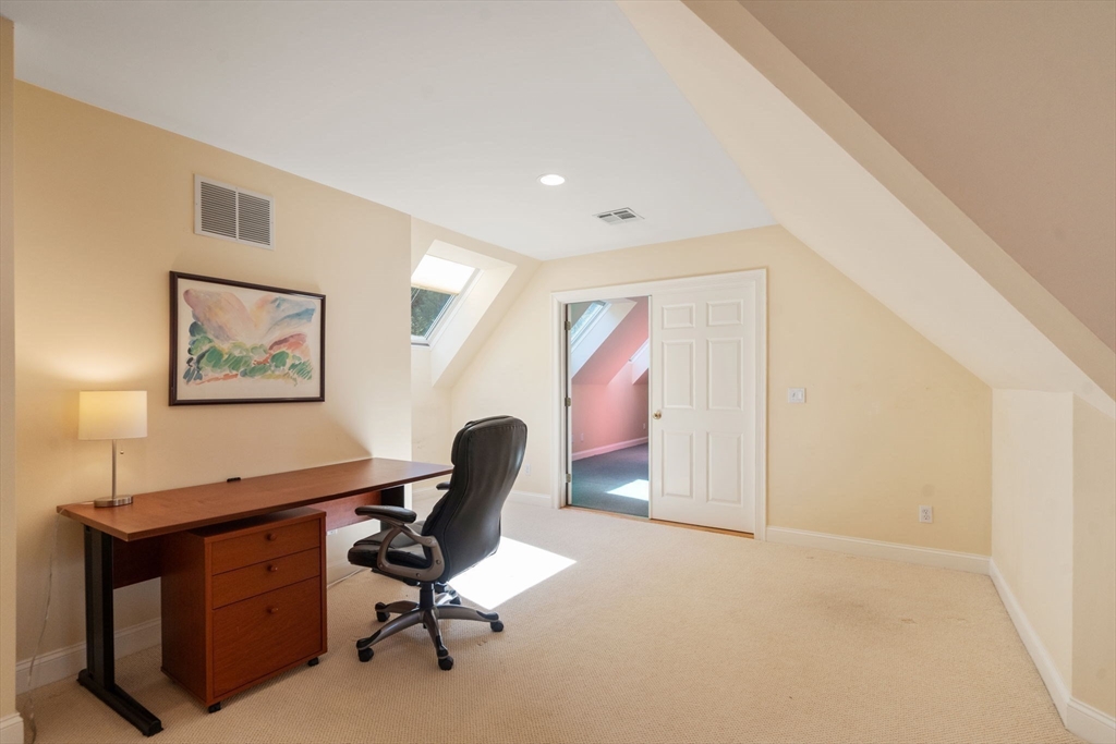 32 Draper Rd