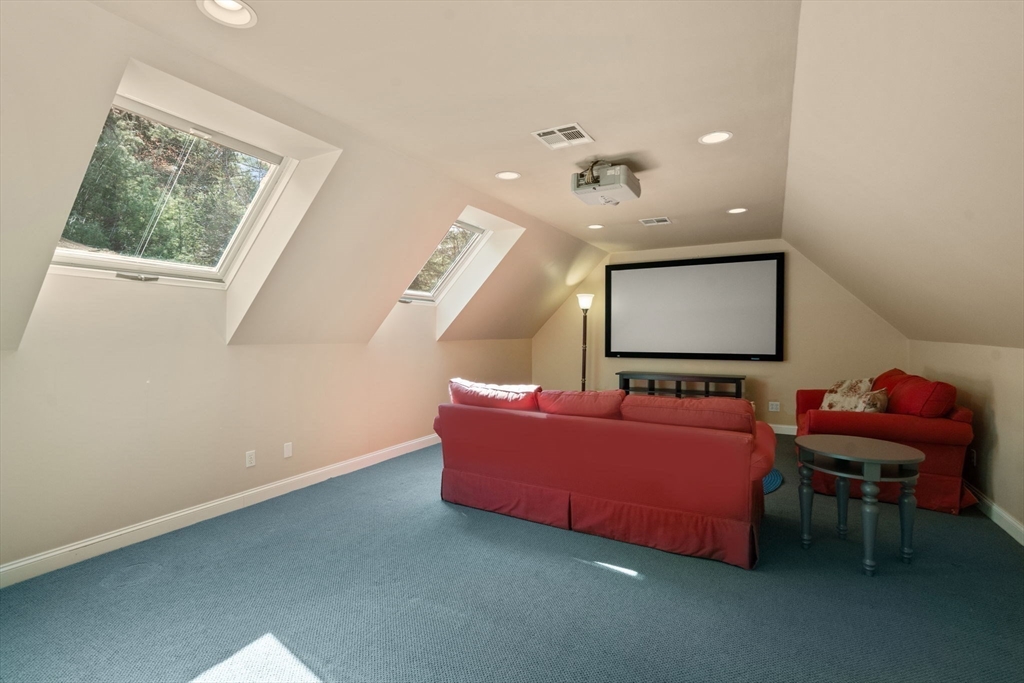 32 Draper Rd
