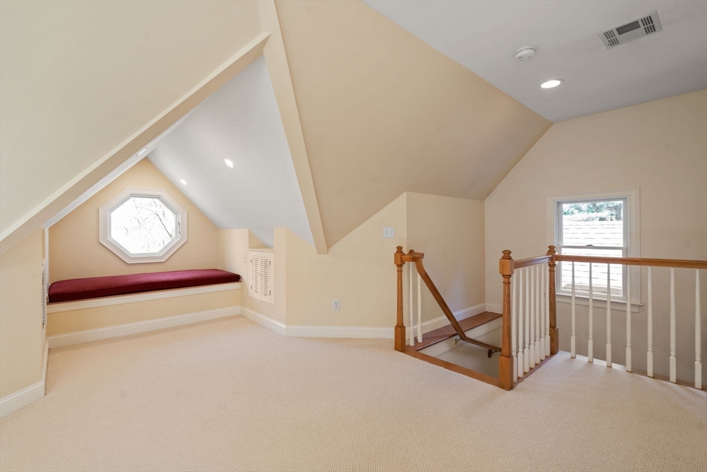 32 Draper Rd