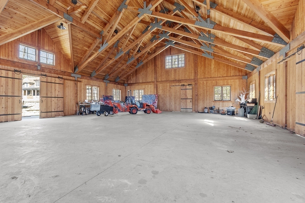 236 Lincoln Rd