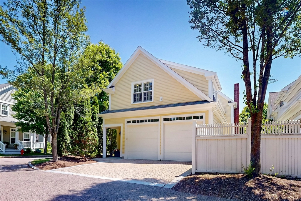 5 Maple St # 5