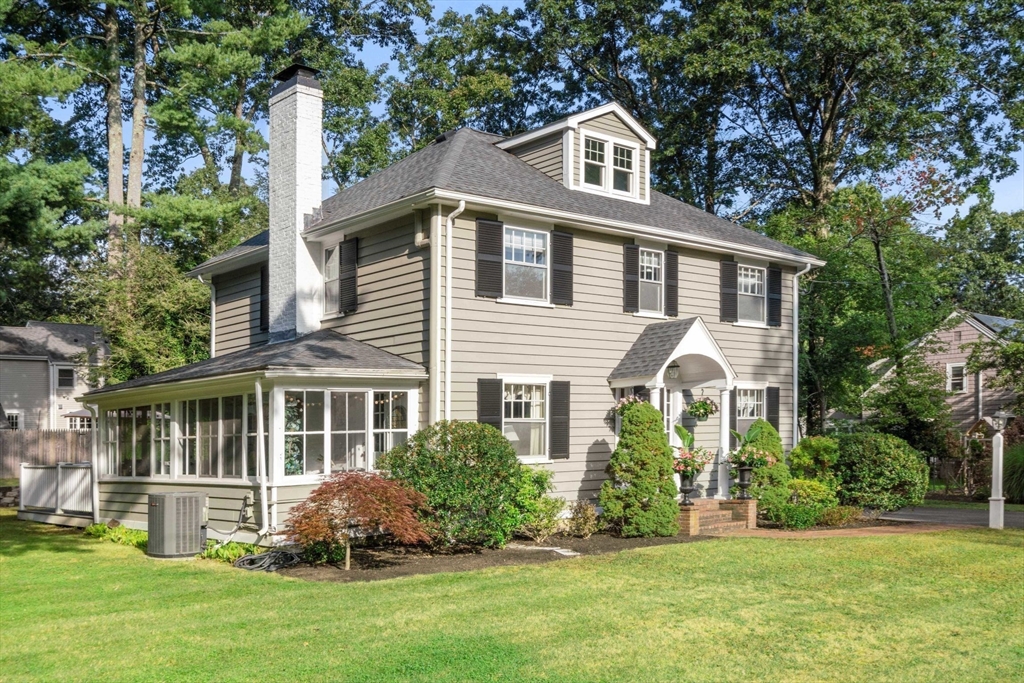 3 Burnham Rd