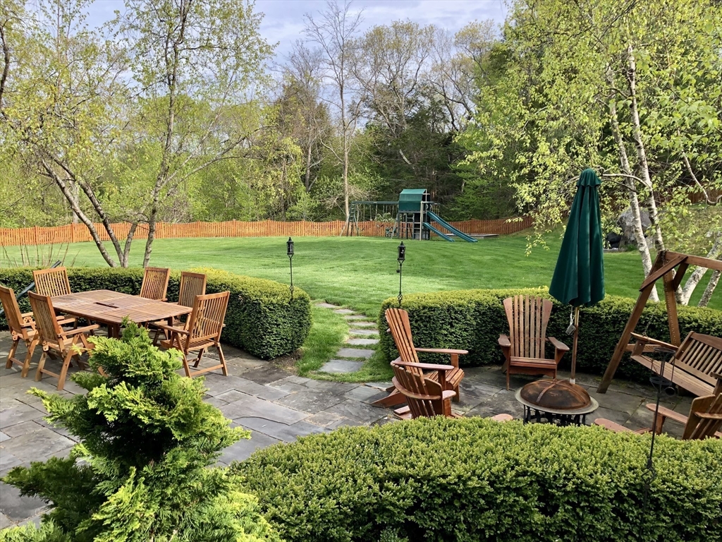 8 Onion River Road