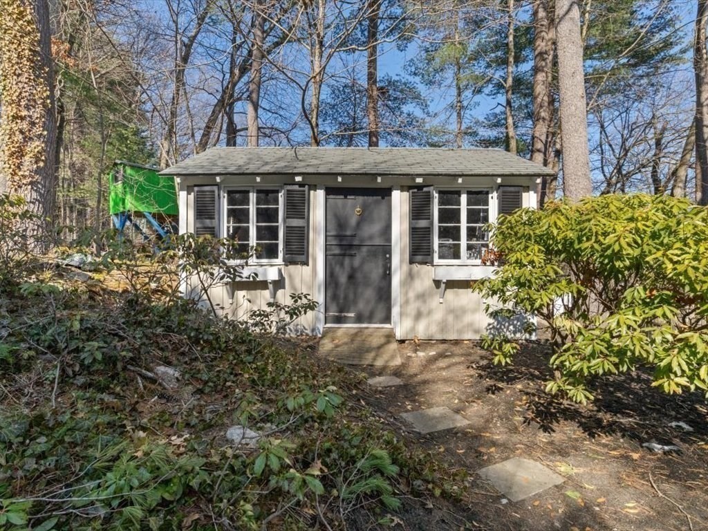 170 Benvenue St