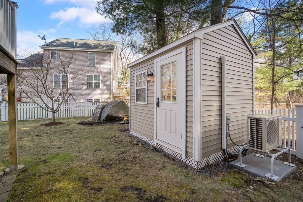 6 Pinewood Road