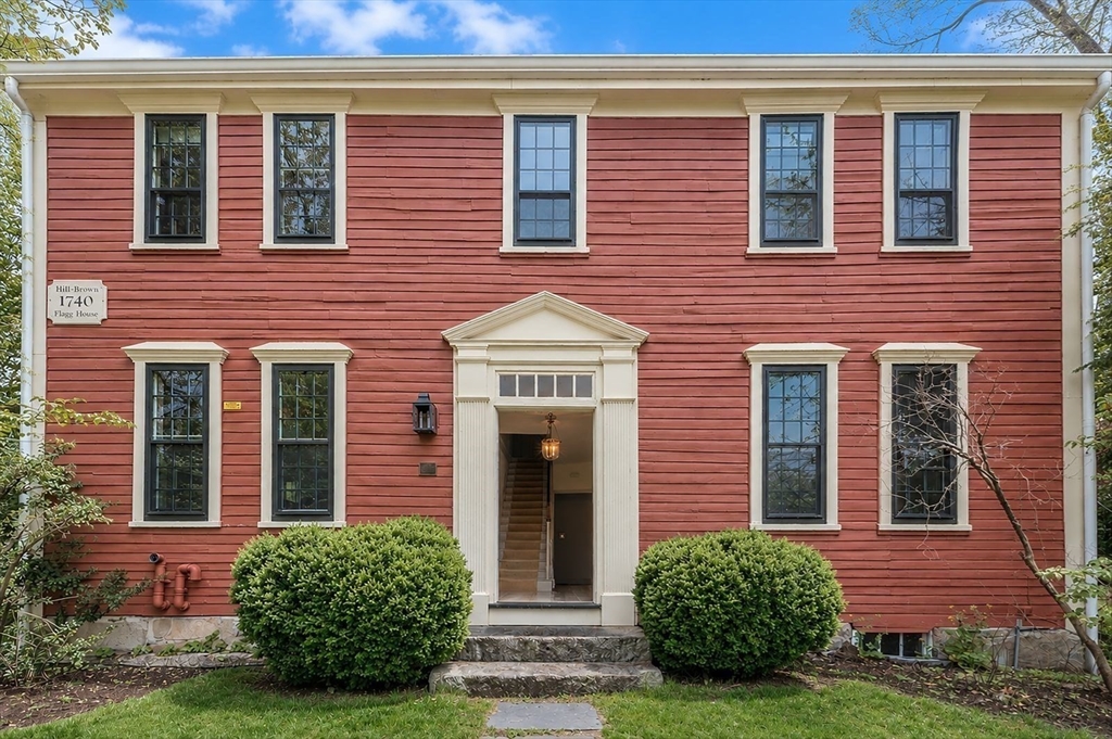 3 Maple St