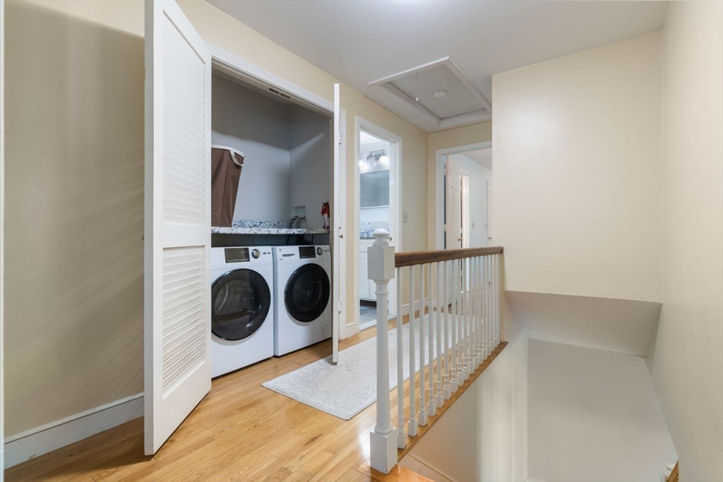 30 Stanhope Dr
