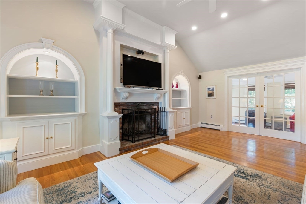 30 Stanhope Dr