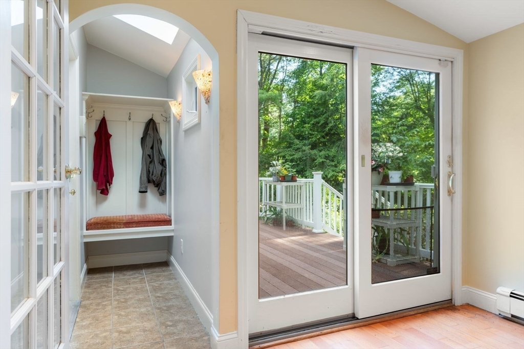 30 Stanhope Dr