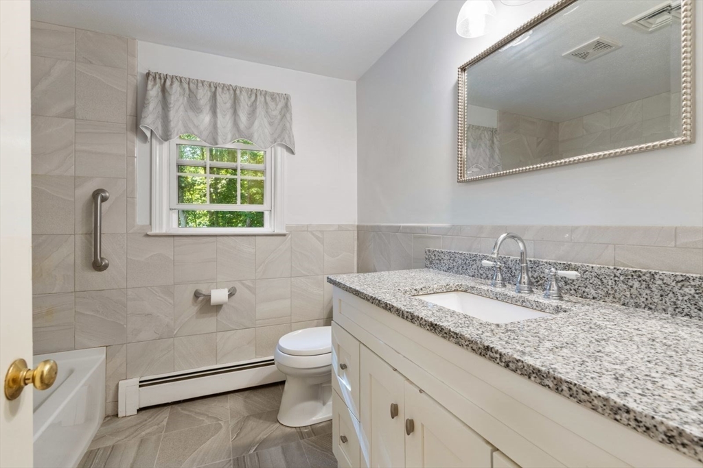 30 Stanhope Dr