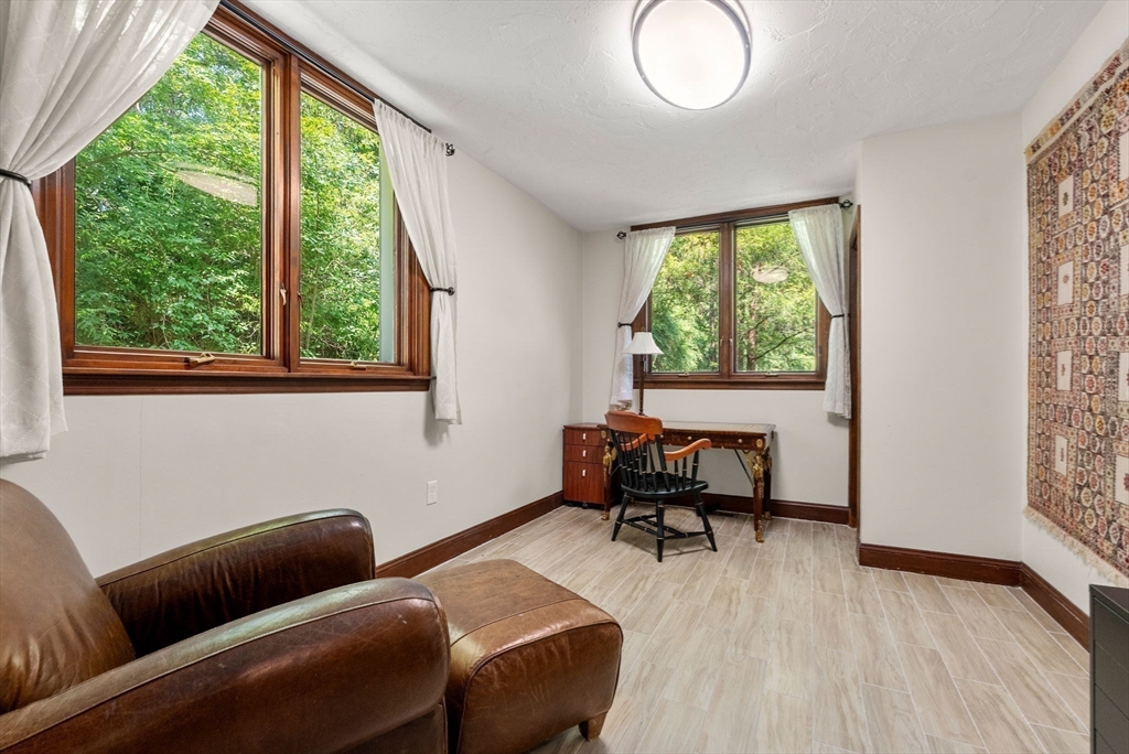 11 Fox Run Rd