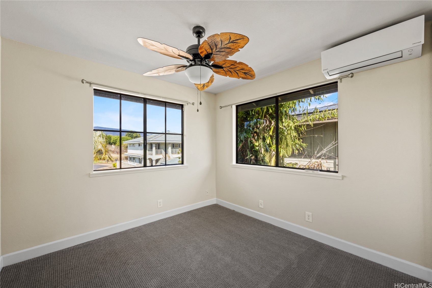 94-1211 Heahea Street