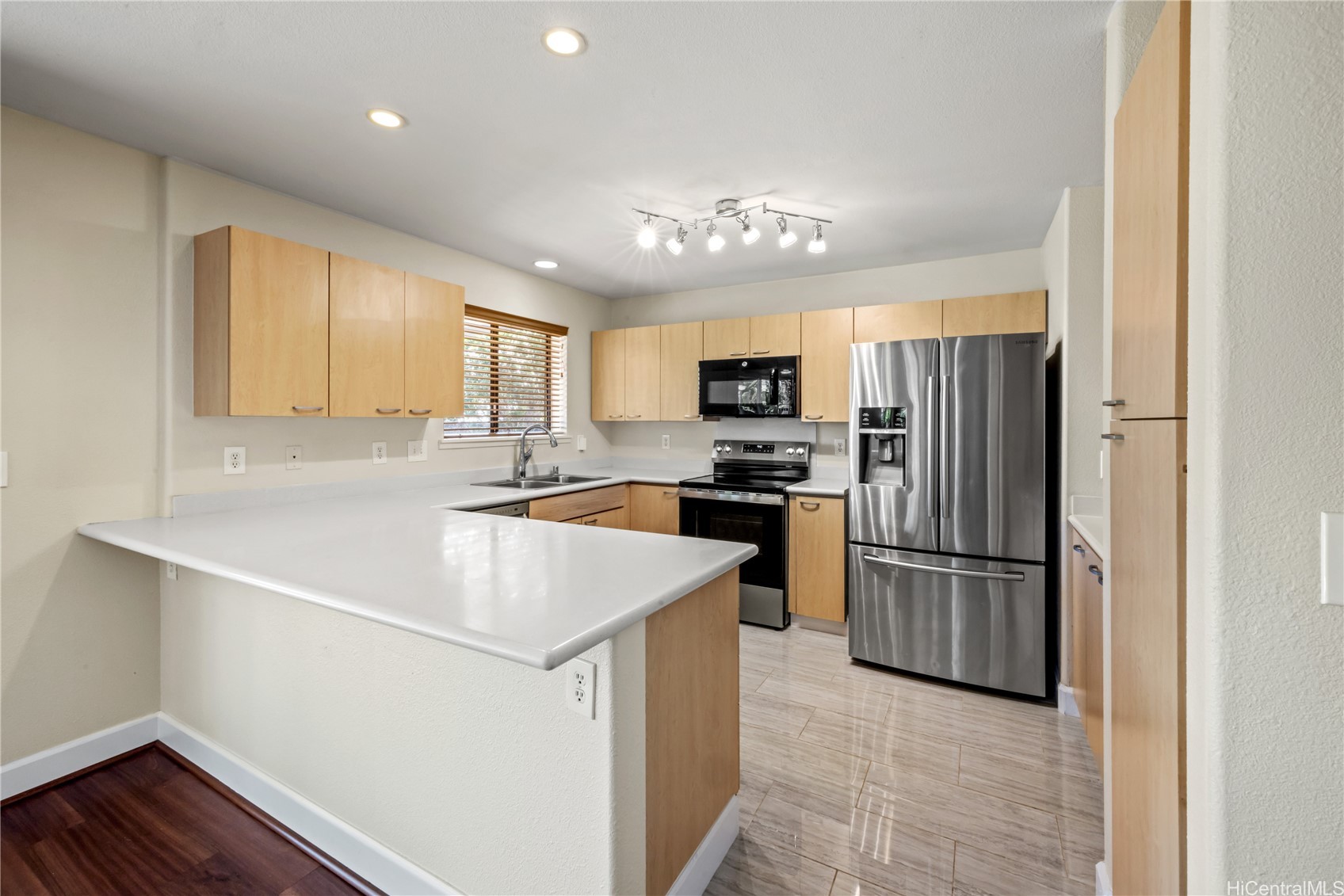 94-1211 Heahea Street