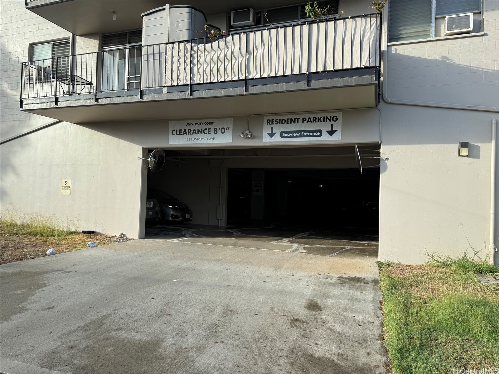 1914 University Avenue 305