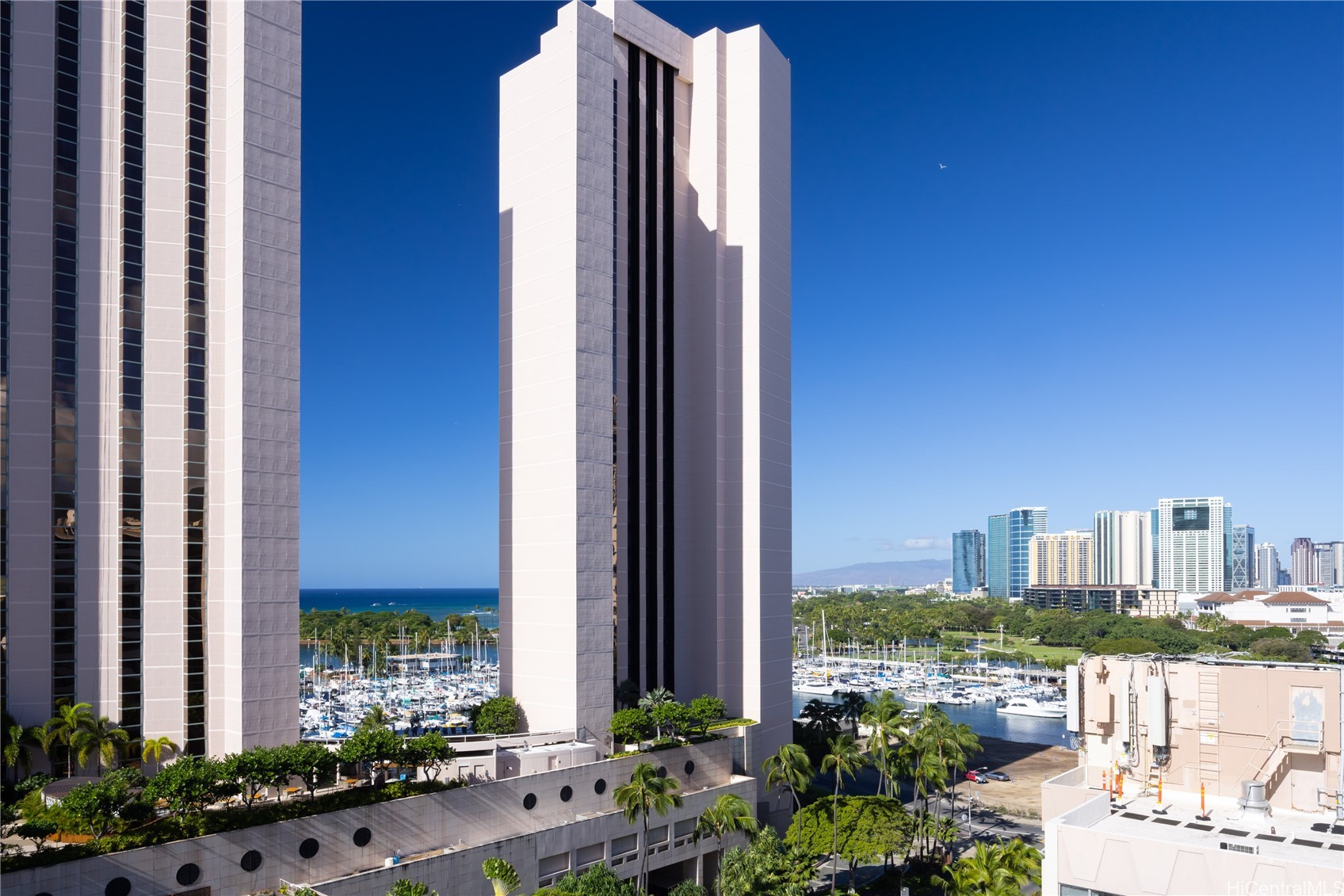 1720 Ala Moana Boulevard 1408A